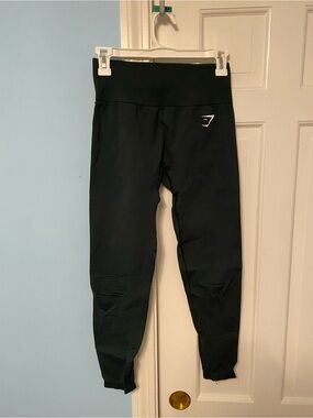 Gymshark Women’s Navy Blue High-Waist Performance Leggings